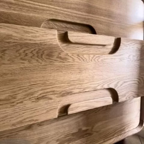 Комод из массива дуба DEO